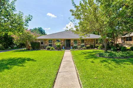 209 Briarwick Lane Colleyville, TX 76034