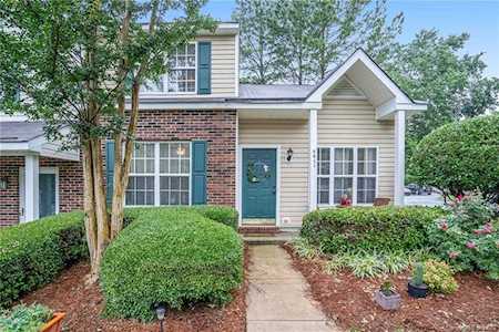 5971 Cougar Ln Charlotte, NC 28269