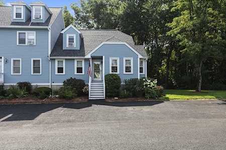 182 Merrimack Meadows Ln #182 Tewksbury, MA 01876