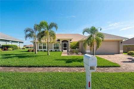 734 Country Walk COVE Eagle Lake, FL 33839