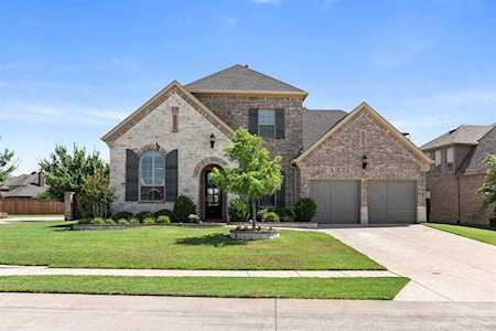 972 Highpoint Way Roanoke, TX 76262