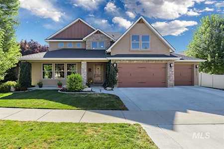 2045 Sidewinder Meridian, ID 83646