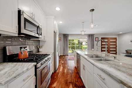 3007 Mcelroy Dr Austin, TX 78757