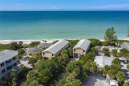 2520 N Beach Rd Englewood, FL 34223