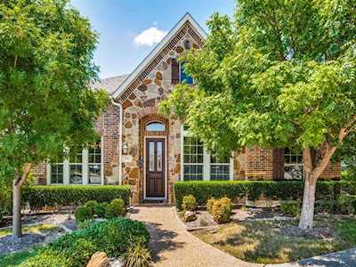 436 Sir Torin Lane Lewisville, TX 75056