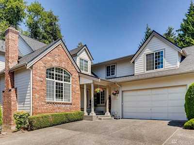 6920 117th Dr NE Kirkland, WA 98033
