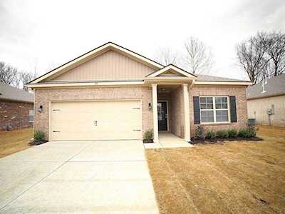 5126 Shellback Dr Millington, TN 38053
