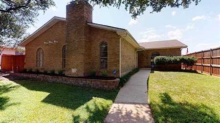 2905 Arcadia Lane Carrollton, TX 75007
