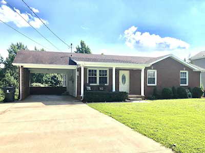 324 Cottonwood Ct Clarksville, TN 37040