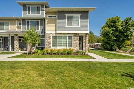 9752 S Kato W Dr South Jordan, UT 84095