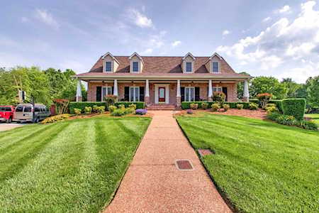 3435 Meadowcrest Dr Murfreesboro, TN 37129