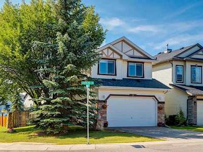 3 Chapalina Crescent SE Calgary, AB T2X 3R3