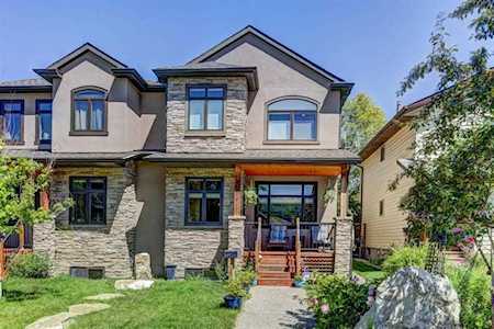 4516 17 Ave NW Calgary, AB T3B 0P1
