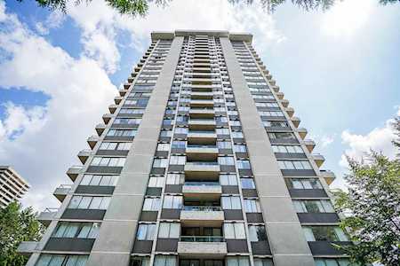 3970 Carrigan Court #1706 Burnaby, BC V3N 4S5