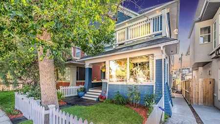 1434 2A St NW Calgary, AB T2M 2X4