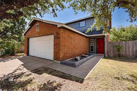 832 Lone Star DR Cedar Park, TX 78613