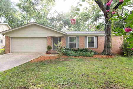 3200 Triton Circle Tallahassee, FL 32312
