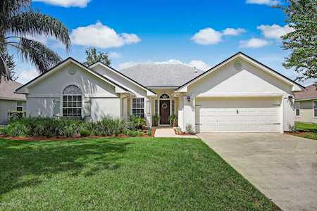 300 Maplewood Dr St Johns, FL 32259