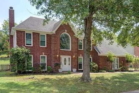 2750 Fairway Glen Cv Collierville, TN 38017
