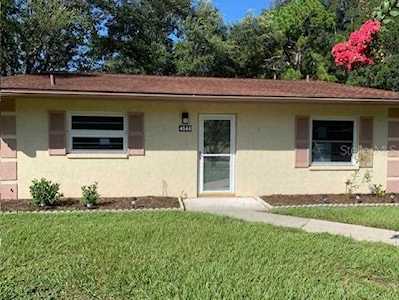 4544 Ottawa Trl #221 Sarasota, FL 34233