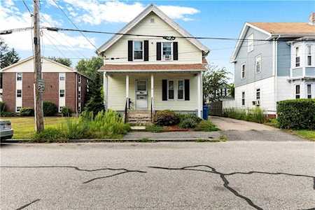 45 Arnold St Lincoln, RI 02865