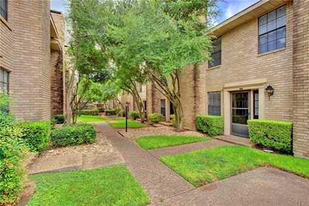 8400 Jamestown DR #414 Austin, TX 78758