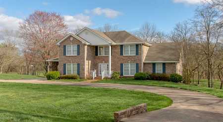 656 Hay Market Rd Clarksville, TN 37043