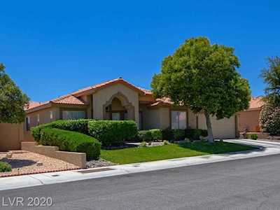 5017 Tropical Ridge Ct Las Vegas, NV 89130