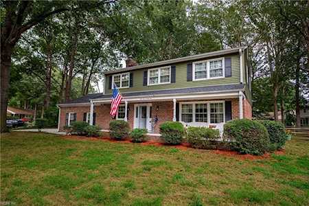 6321 Dickinson Way Virginia Beach, VA 23464
