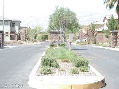 3916 Moonshine Falls Ave North Las Vegas, NV 89085