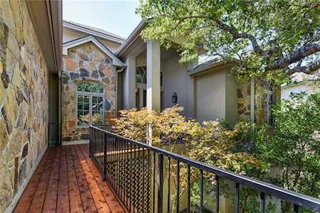 9704 Sophora Cv Austin, TX 78759