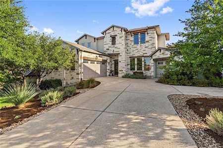 1013 Crestone Stream Dr Austin, TX 78738