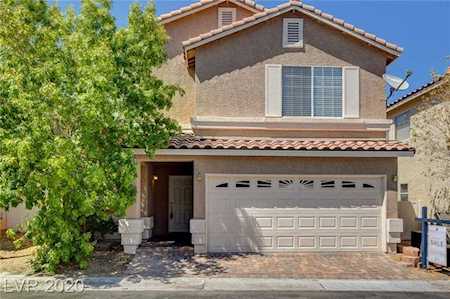 7266 Phlox Rd Las Vegas, NV 89113