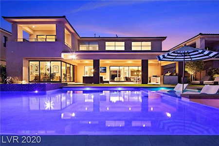 70 Bella Lago Ave Henderson, NV 89011