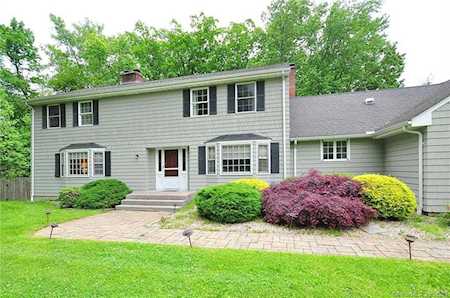 74 Brookside Drive West Hartford, CT 06107