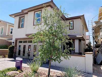 853 Water St Henderson, NV 89011
