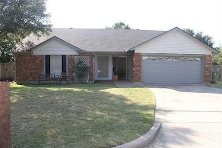 7301 Whitfield Court North Richland Hills, TX 76180