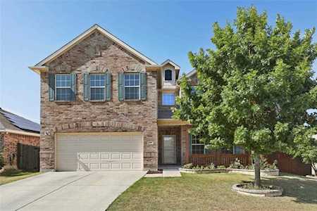 400 Emerald Creek Drive Fort Worth, TX 76131