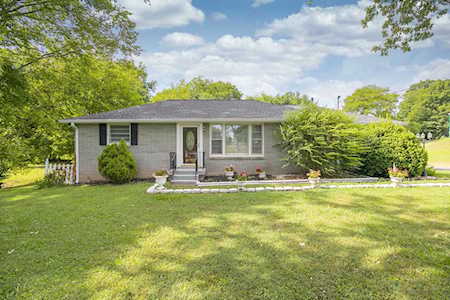 1332 Cheshire Dr Nashville, TN 37207