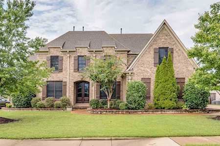 1813 Shoal Creek Ln Collierville, TN 38017