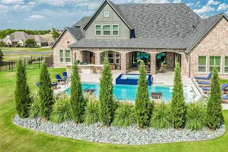 4636 Lake Shore Drive Mckinney, TX 75071