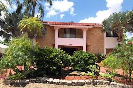 11167 NW 1st Ct Coral Springs, FL 33071