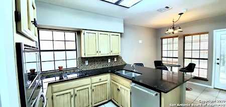 4419 Black Walnut Woods St San Antonio, TX 78249