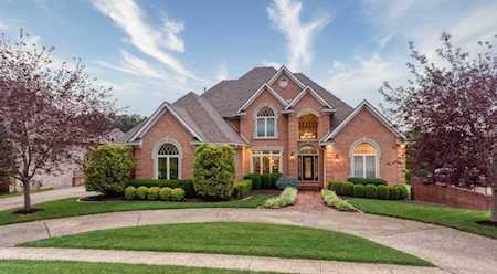 2411 Crystal Springs Pl Louisville, KY 40245