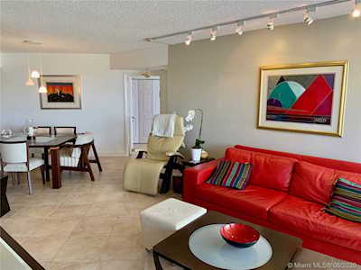 1000 Island Blvd #1610 Aventura, FL 33160