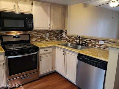 8070 Russell #2035 Las Vegas, NV 89113