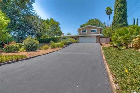 1979 Alexander Dr Escondido, CA 92025