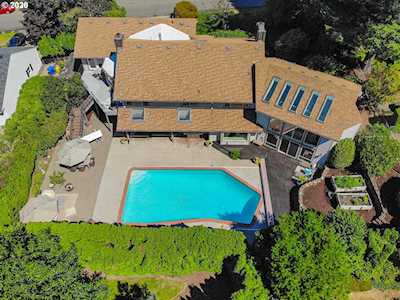 6000 SW Salmon St Portland, OR 97221