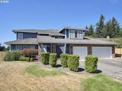 10708 NE 31st Ave Vancouver, WA 98686