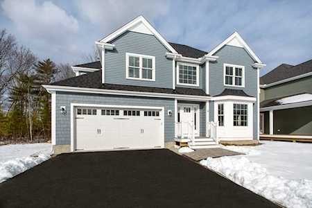 14 Douglas St Weymouth, MA 02190